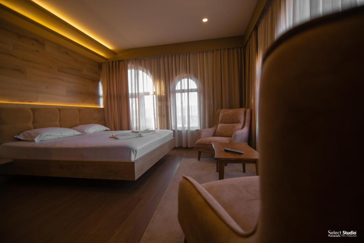 Sahati Hotel & Restaurant 科尔察 外观 照片