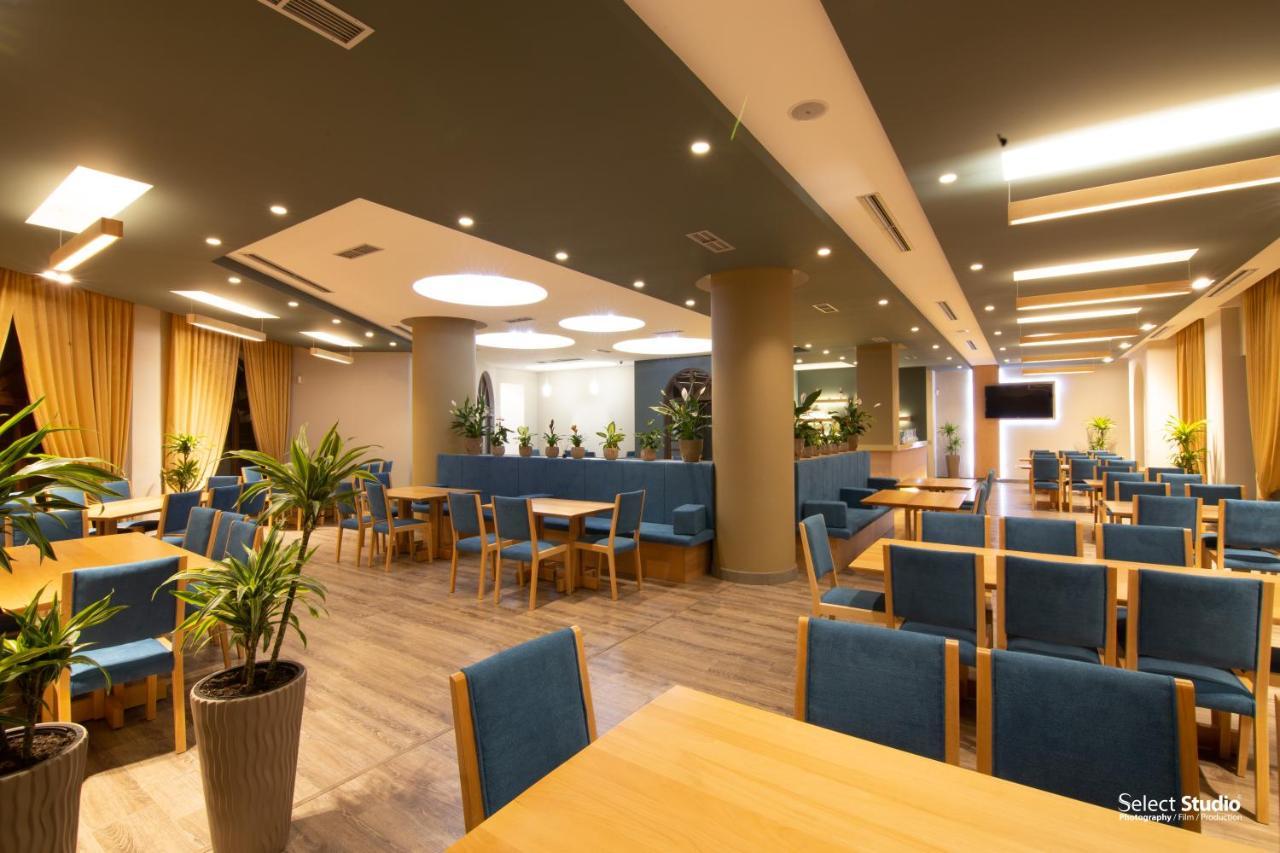 Sahati Hotel & Restaurant 科尔察 外观 照片